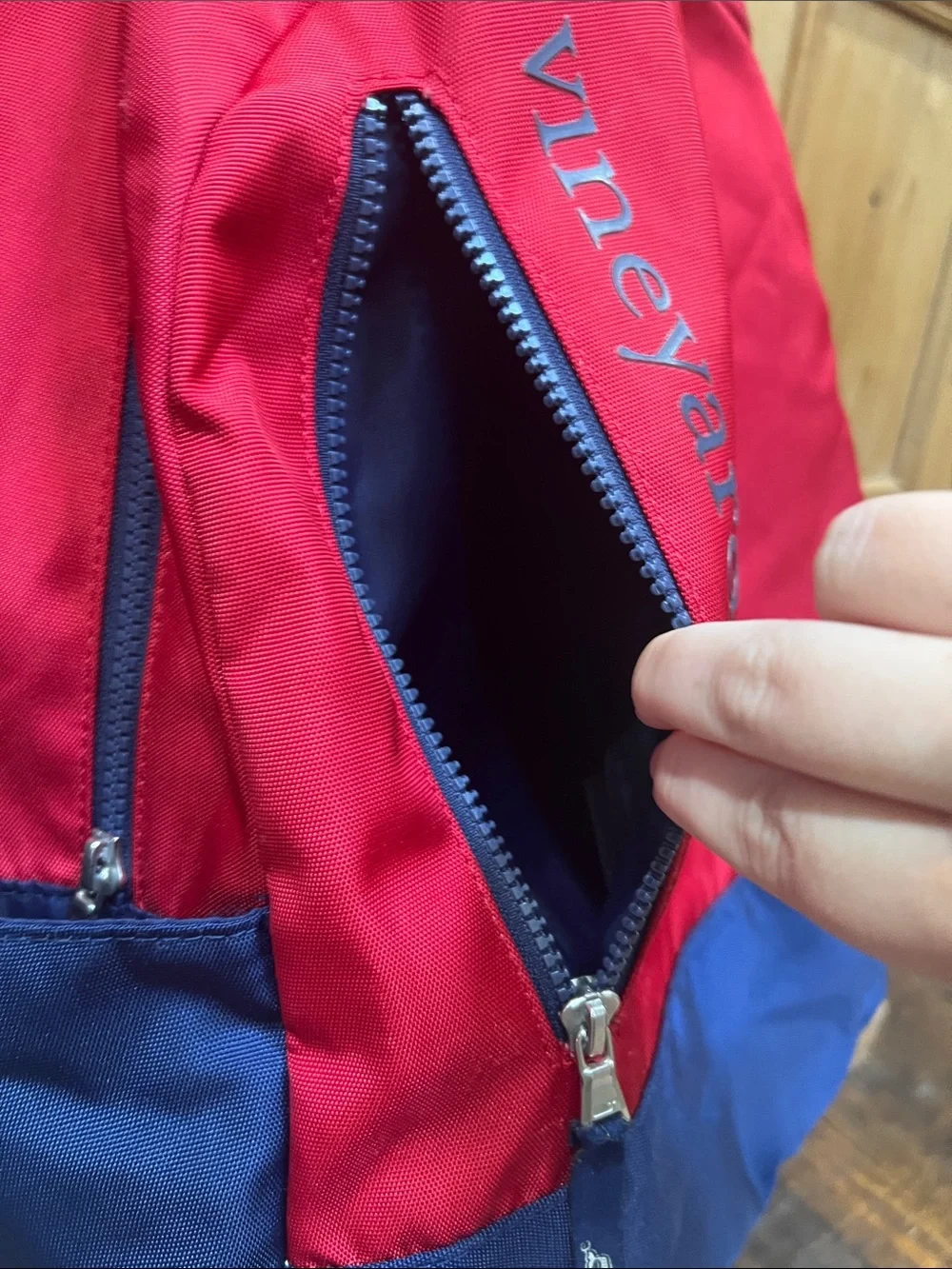 Vineyard Vines casual vineyard